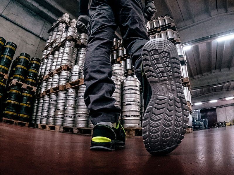 SCARPA BASSA ARUBA S3 GIASCO