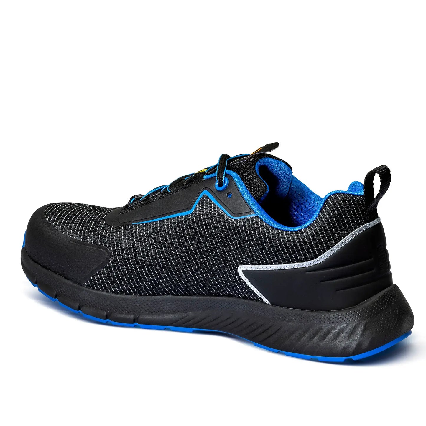 SCARPA BASSA SUZUKA S1P SPARCO, calzatura di sicurezza sportiva con tomaia in tessuto anti-abrasione.