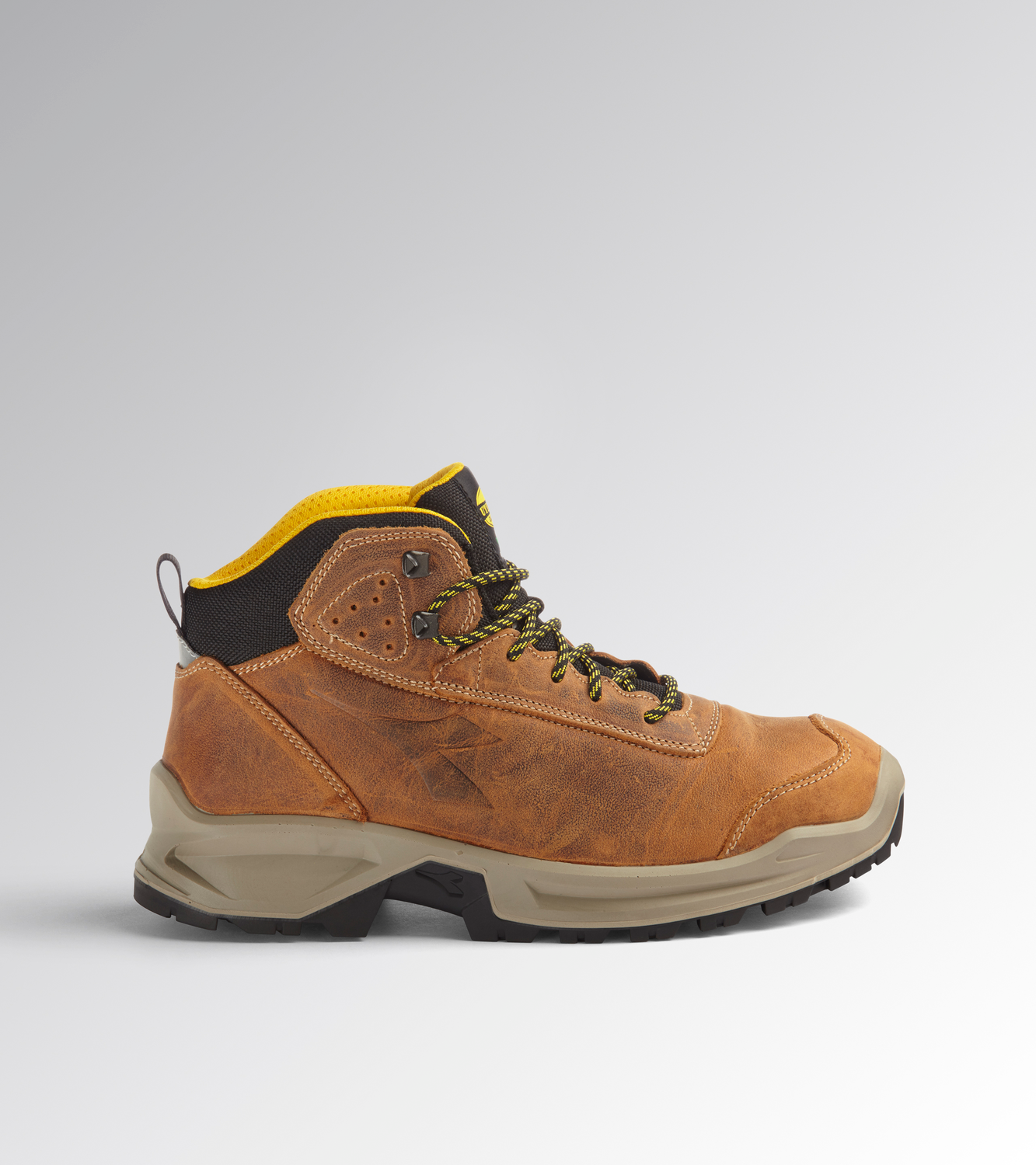 COUNTRY MID BOOT - S3 SRC - DIADORA